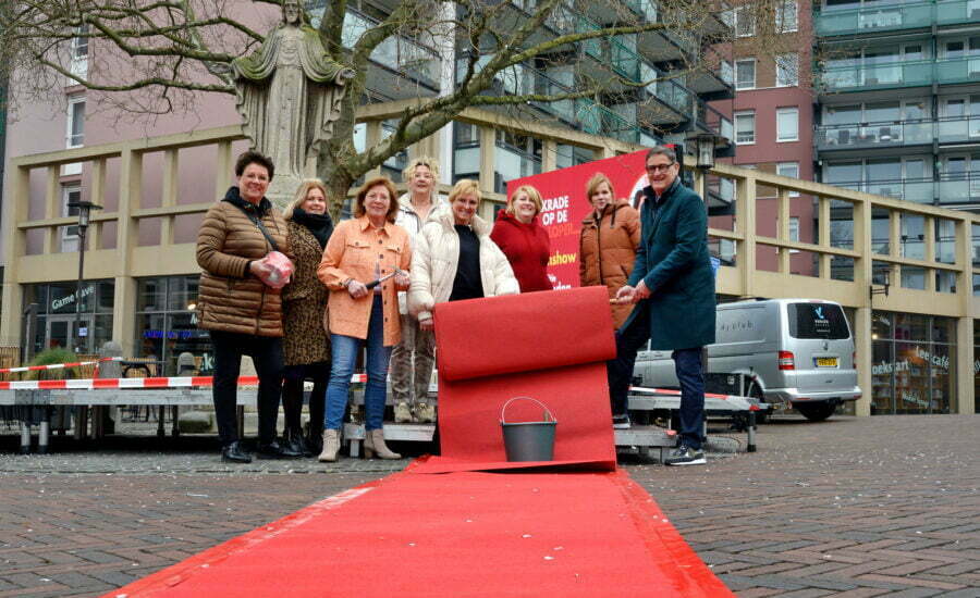 Koopzondag Kerkrade op de rode loper