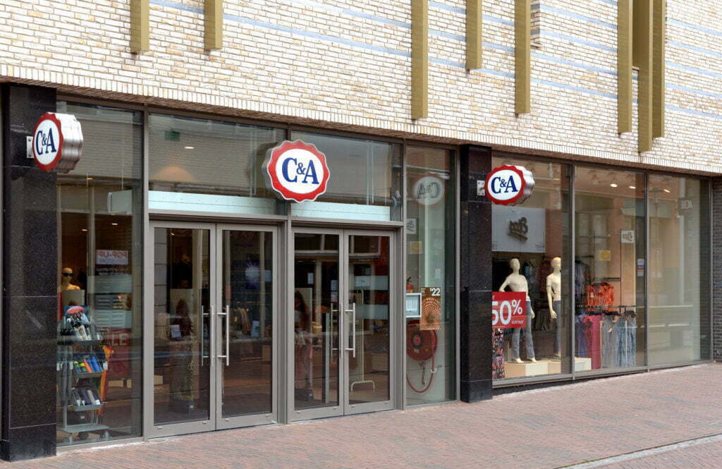 De vestiging van C&A Kerkrade blijft langer open. “Eigenaar en verhuurder CPK Retail, C&A en gemeente Kerkrade zijn er samen in geslaagd om C&A tot november 2024 in Kerkrade te behouden”, aldus wethouder Alexander Geers (Centrummanagement).