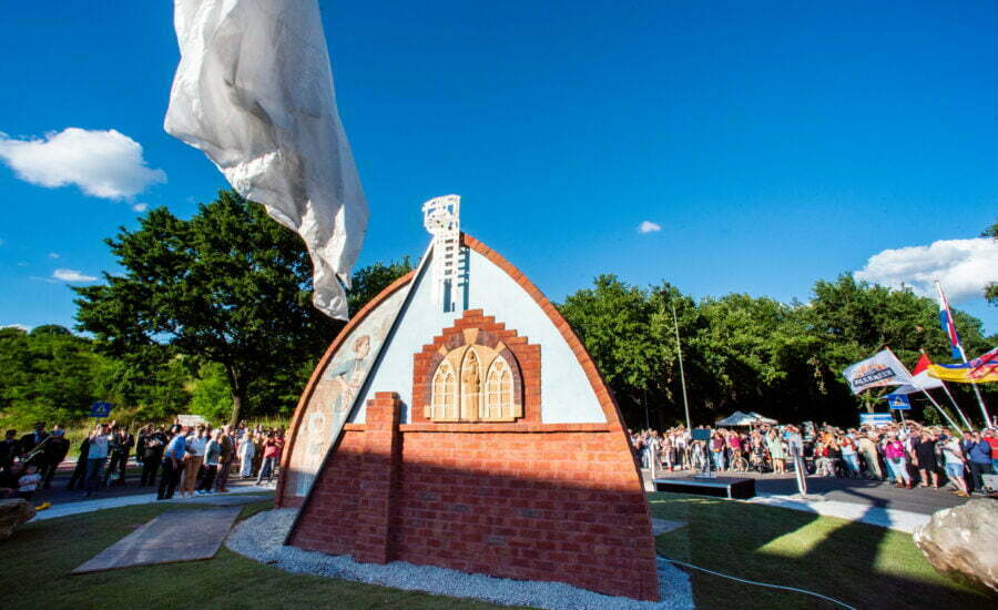 Mijnmonument ’t Koelleëve in Eygelshoven onthuld!