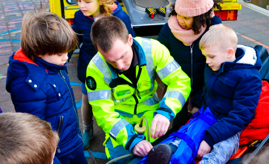 Zaterdag 3 september vindt op de markt in Kerkrade van 10.00 tot 17.00 uur de Zwaailichtendag 2022 plaats. De Zwaailichtendag is een leuke dag voor jong en oud. 