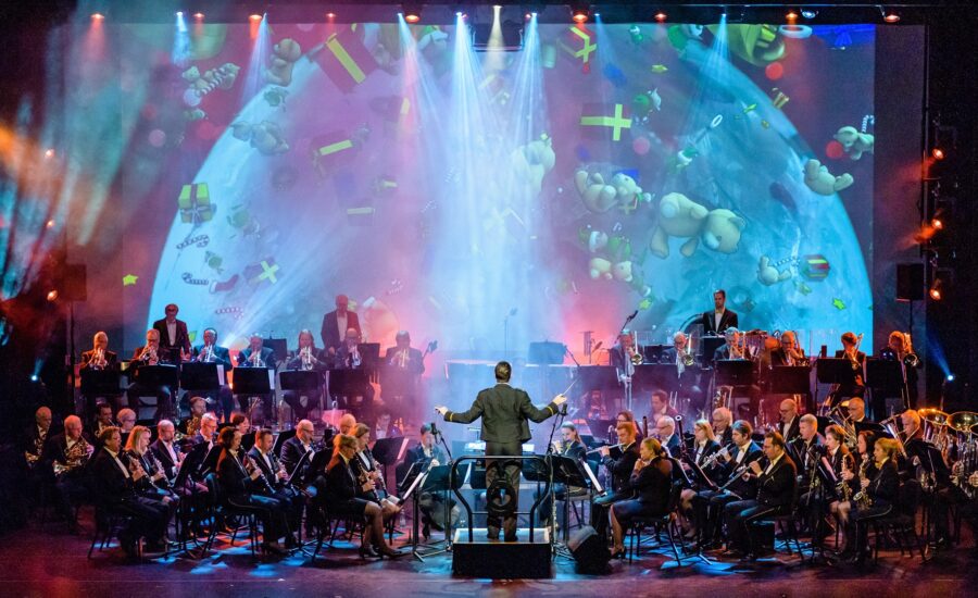 Nederlands Douane Orkest op de Markt in Kerkrade