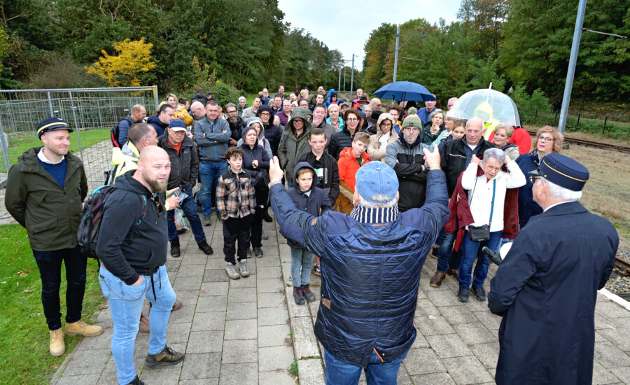 Kerkraadse carnavalsverenigingen ludiek met ‘de worst naar Wittem’!