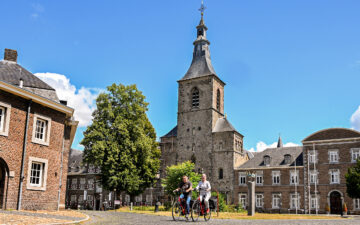 Nieuwe archeologische fietsroute brengt Kerkraads verleden tot leven