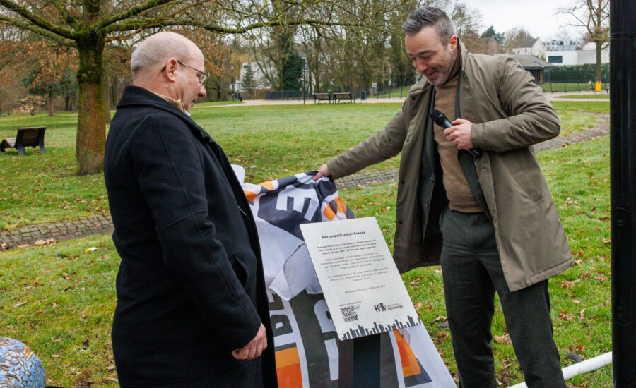 Plaquette Johan Essers