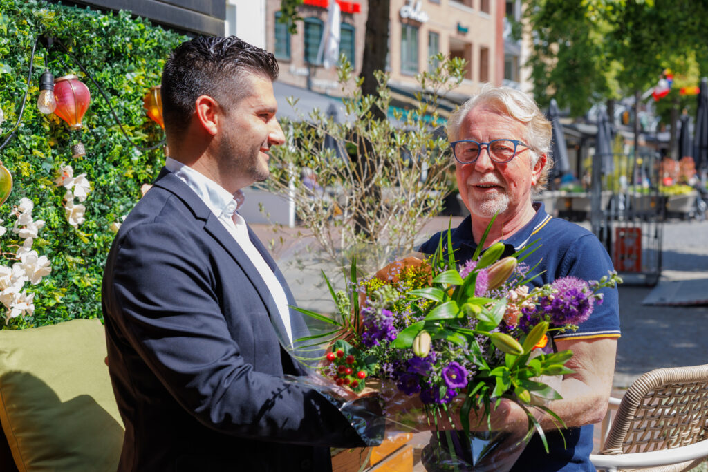 Wethouder Raoul Vinken bezocht onlangs vier jubilerend ondernemers in Kerkrade Centrum!